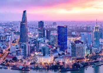 EPISODE 7 – VIETNAM’S PATH TO EMERGING MARKET STATUS: CHALLENGES AND OPPORTUNITIES