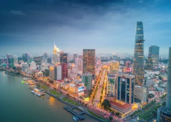 Anwalt in Vietnam Dr Oliver Massmann-Investieren und Geschäfte machen in Vietnam