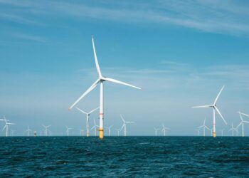 ANWALT IN VIETNAM DR. OLIVER MASSMANN – NAVIGIEREN IM VIETNAMESISCHEN WINDENERGIEMARKT: LEHREN AUS DEM FALL PNE AG UND STRATEGISCHE AUSSICHTEN – WIE MAN DIE NÄCHSTE OFFSHORE-WIND-AUSSCHREIBUNG GEWINNT